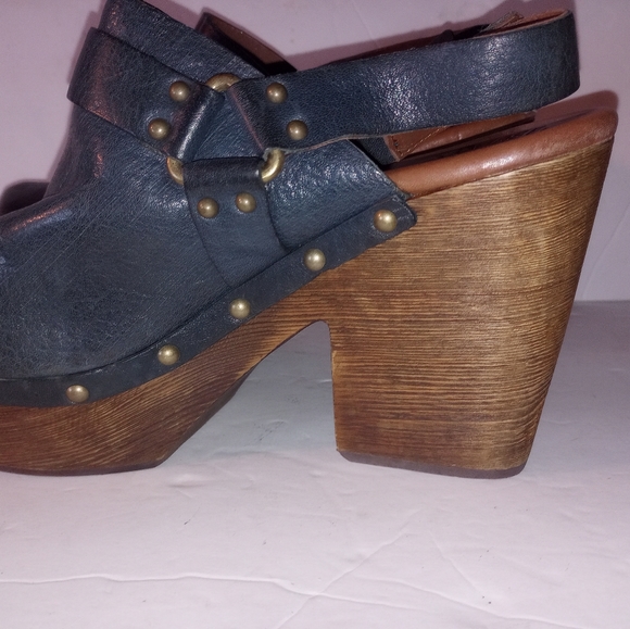 Kork Ease grey leather wooden heel clogs - Picture 3 of 11